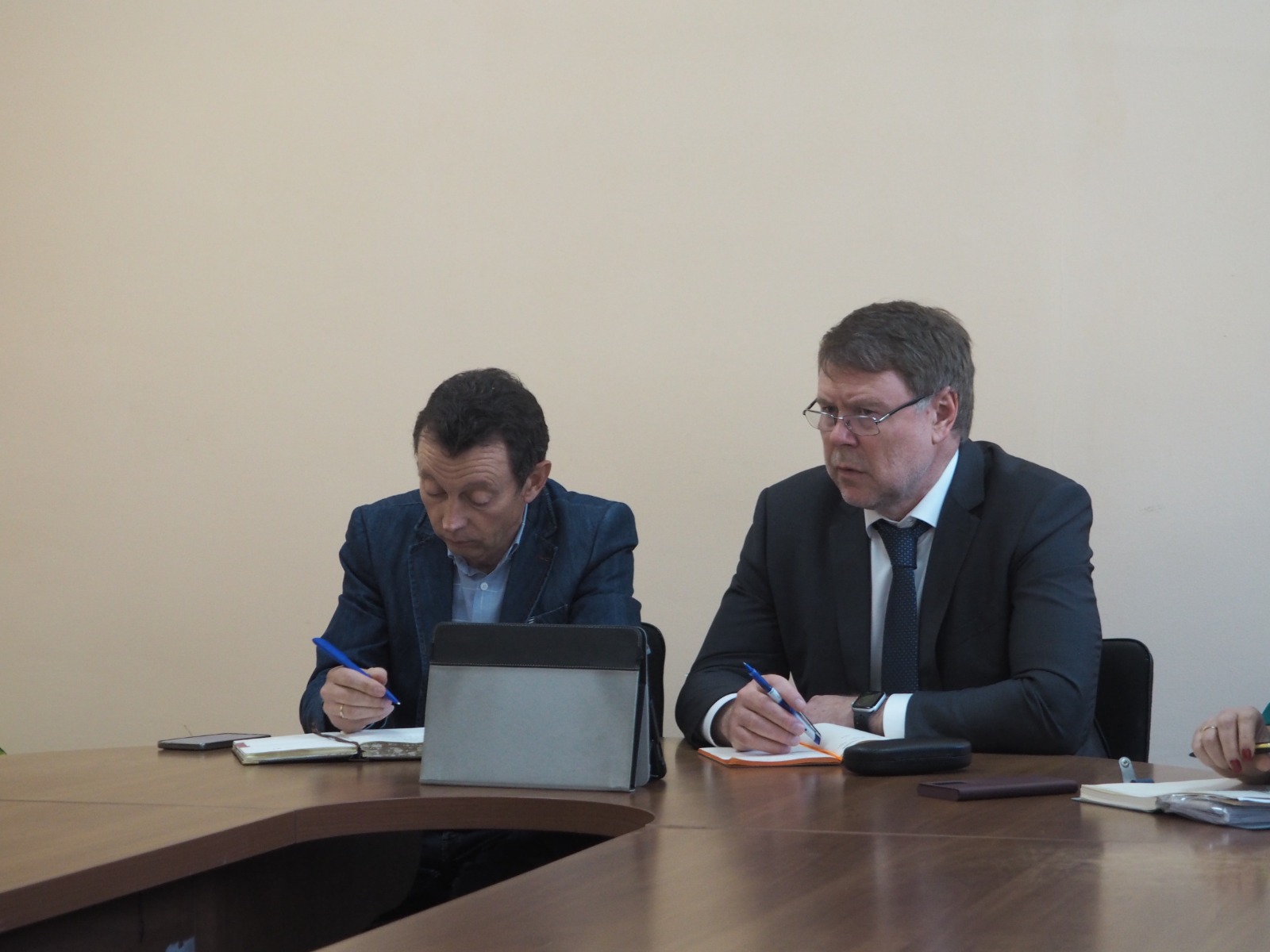 Зампред Правительства Приморского края, глава округа и прокурор района проведут приём граждан.