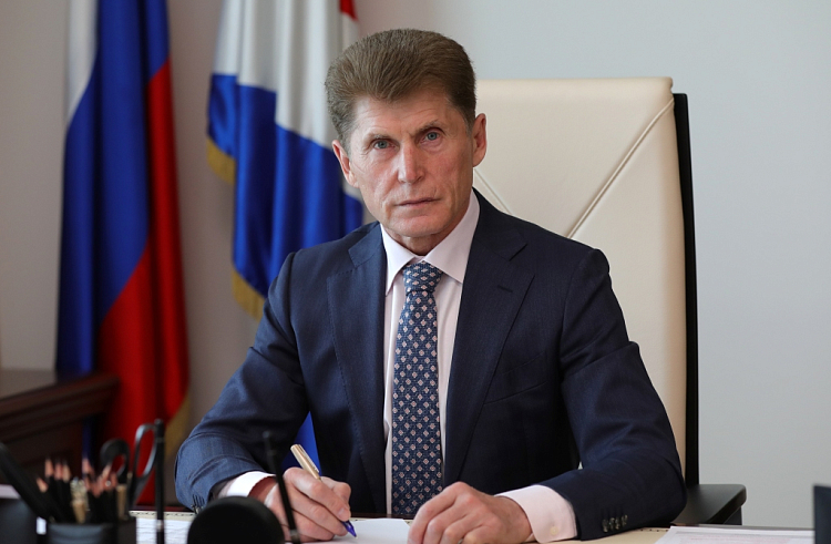 Поздравление Губернатора Приморского края Олега Кожемяко с Днем Конституции Российской Федерации. Поздравление Губернатора Приморского края Олега Кожемяко с Днем Конституции Российской Федерации.