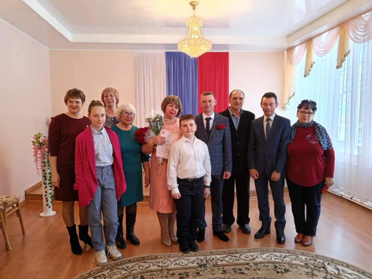 ЗАГС Лазовского округа продолжает регистрировать браки с участниками СВО. ЗАГС Лазовского округа продолжает регистрировать браки с участниками СВО.